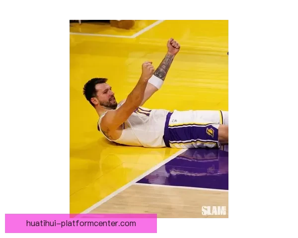 东契奇9连胜创历史新神迹 数据比肩张伯伦 乔科詹未曾达成